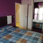 Habitación En Compartido , De Tres , Especial Oferts Autoescuela * Soria