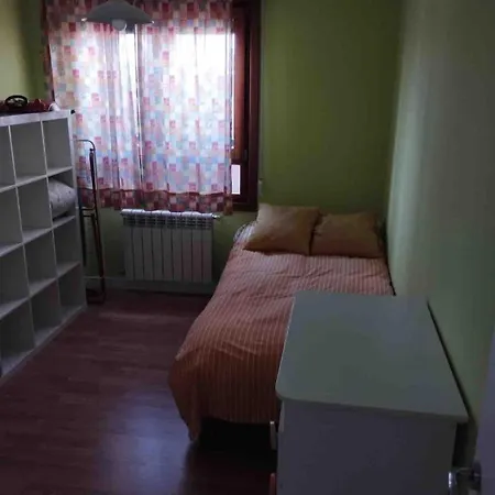 Habitacion En Apartamento Compartido , Especial Oferts Para Autoescuela 아파트