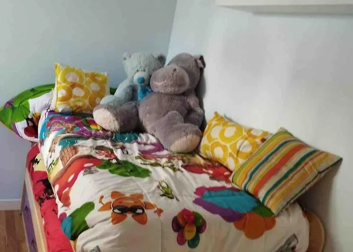 En Compartido , De Tres , Especial Oferts Autoescuela Apartment *